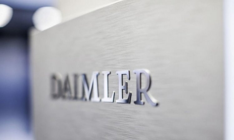 Daimler Akan Pecah Jadi 2 Perusahaan Independen