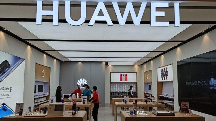 Huawei Buka HES ke-17 di Lippo Mall Puri