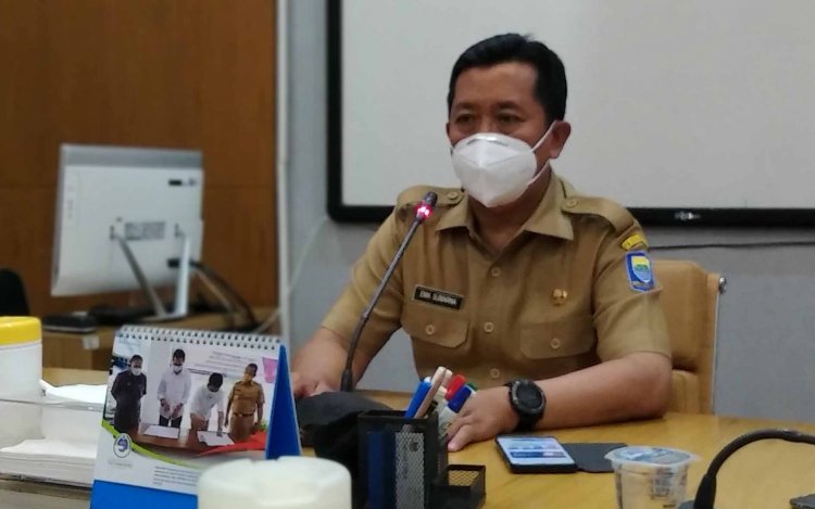 Pelaku Usaha Pelanggar PSBB Kota Bandung Dikenai Sanksi Segel 14 Hari