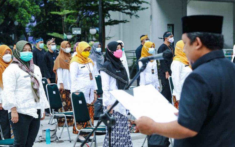 Wakil Wali Kota Lantik 91 Pejabat Fungsional Pemkot Bandung
