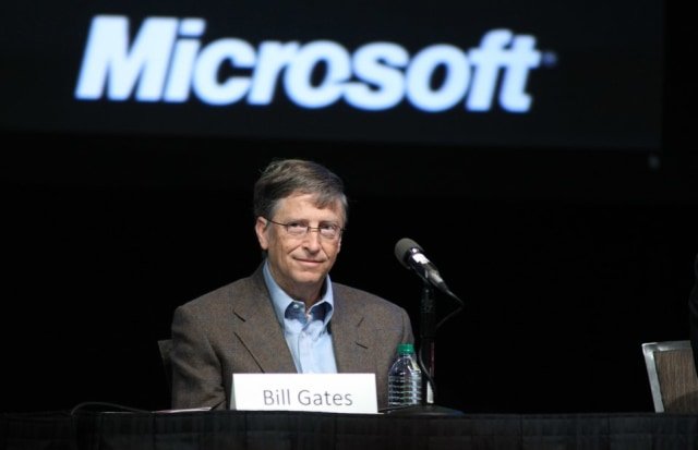 Alasan Bill Gates Pilih Android Ketimbang iPhone