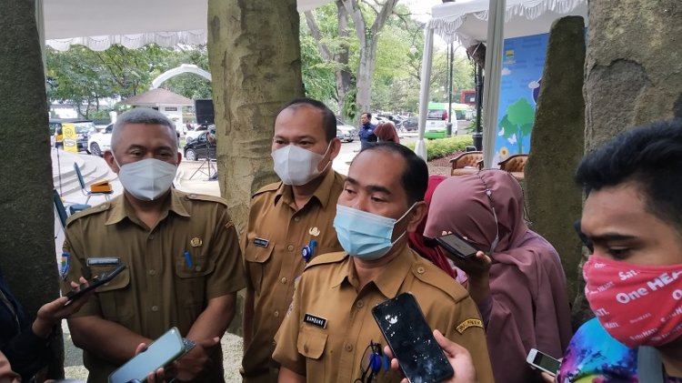 Kota Bandung Ajukan 33.806 Guru Disuntik Vaksin Jelang KBM Tatap Muka