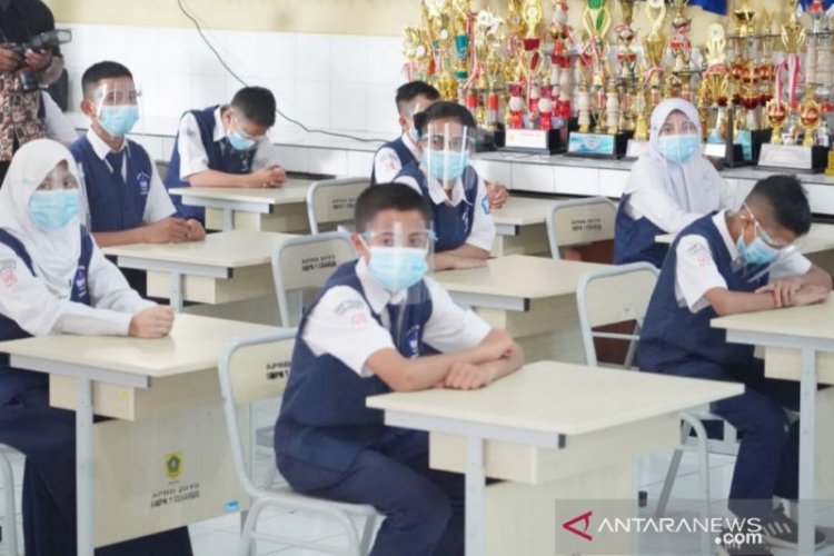 170 Sekolah di Kabupaten Bogor Uji Coba Pembelajaran Tatap Muka