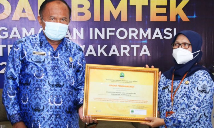Soal Persandian, Purwakarta Terbaik di Jawa Barat