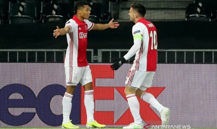 Ajax dan Villarreal Melaju Terus ke Perempat Final Europa