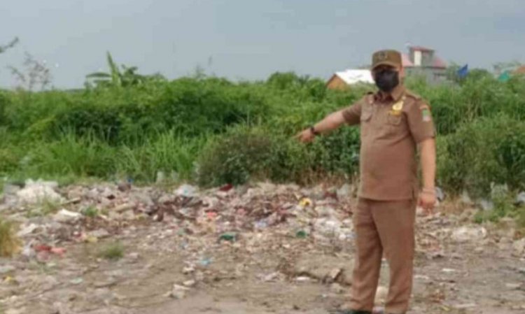 Pemkab Bekasi Ancam Pidana Pembuang Sampah di Perum GCC