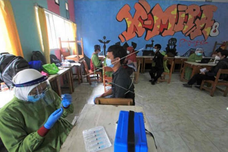 Disdik Kota Cirebon Daftarkan 4.647 Tenaga Pendidikan Ikut Vaksinasi
