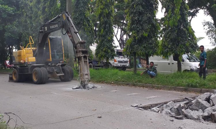 Ogah Kecele, DPU-PR Tahan Uang Muka Kontraktor Jalan Kandang Roda-Pakansari