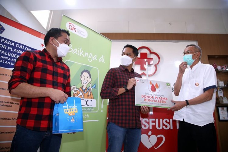 Foto: ACC Serahkan Bantuan CSR Ke PMI Kota Bandung