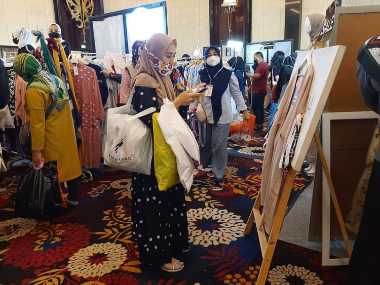 Wakaf Salman: Hijabfest Donasikan Puluhan Juta Rupiah