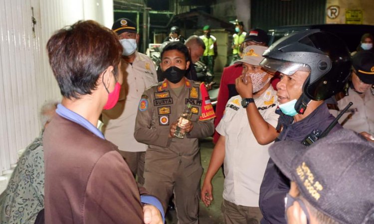 Patroli Gabungan Bubarkan Pesta Miras dan Tangkap Penjual Ciu di Bogor