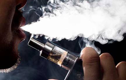 Ahli: Ingin Stop Merokok? Pakai Rokok Elektrik