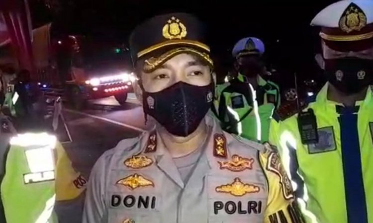 Polisi Putar Balikkan Kendaraan Pemudik di Tasikmalaya