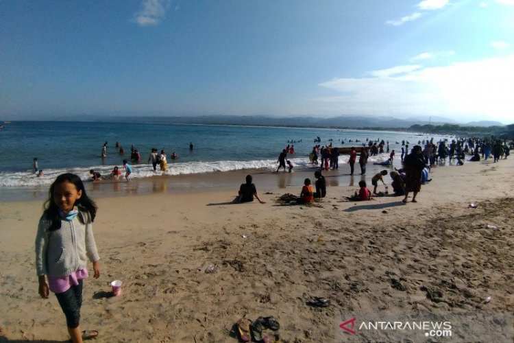 Pantai Santolo Makan Korban, Wisatawan Asal Bandung Hilang Terseret Ombak