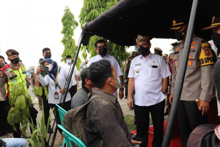 Bupati dan Kapolresta Cirebon Monitoring Penyekatan di Susukan