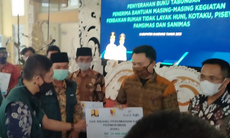 Pemkab Bandung Akan Perbaiki 4.000 Rutilahu Tahun Ini