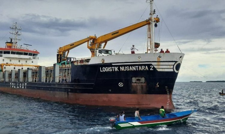 Tol Laut Trayek T-19 Jadi Kunci Sukses Distribusi Beras di Papua