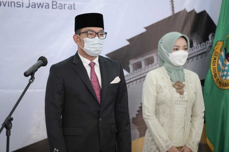 Ridwan Kamil Lantik Dirut RSHS Jadi Kepala Dinas Kesehatan