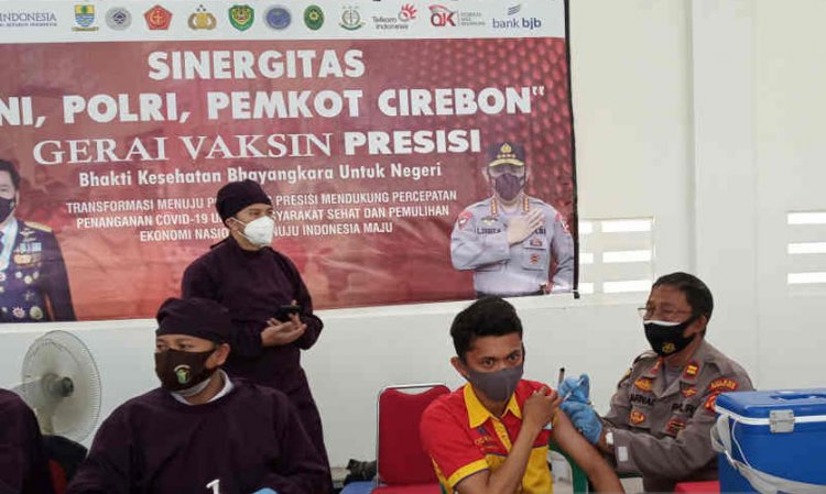 Vaksinasi Kota Cirebon Sasar 237 Ribu Warga, Termasuk Usia 12-17 Tahun