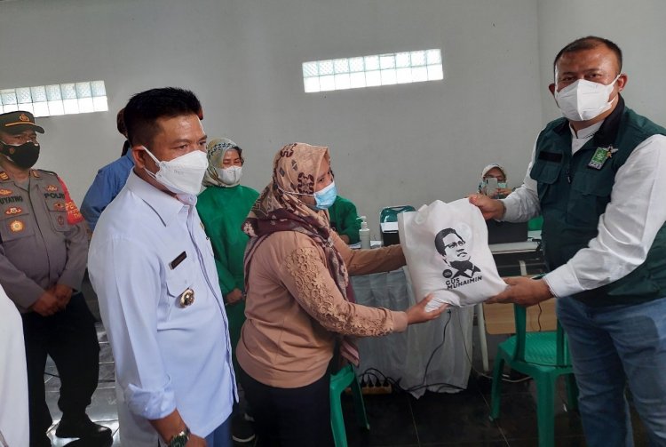 Vaksinasi Berhadiah Sembako untuk Warga Kabupaten Bandung