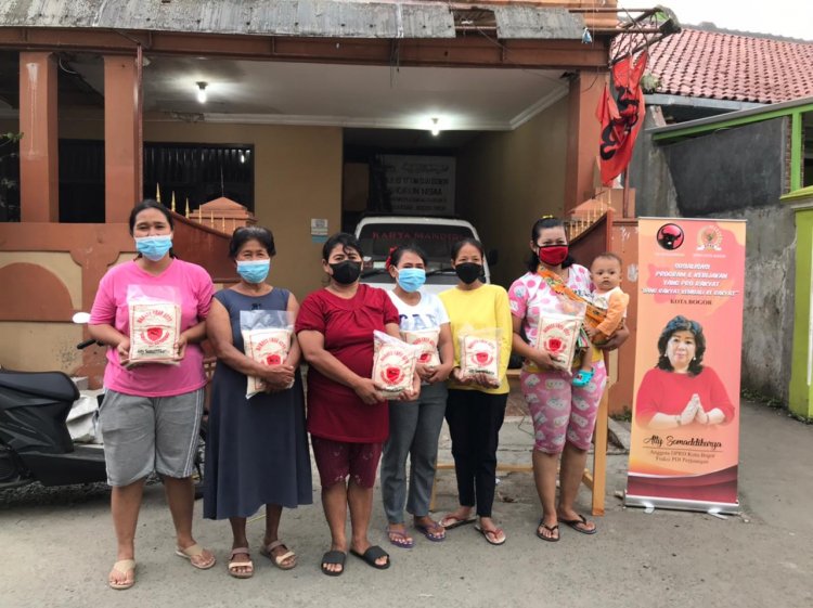 Koperasi Karya Mandiri Sebar 15 Ribu Paket Sembako bagi Anggota