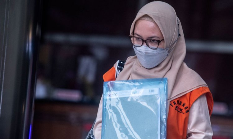 Penyidik Periksa Siti Aisyah untuk Ade Barkah
