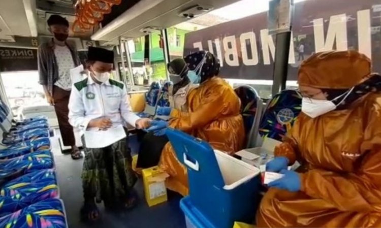 Pemkab Cianjur Sulap Bus Sekolah Jadi Bus Vaksin Keliling