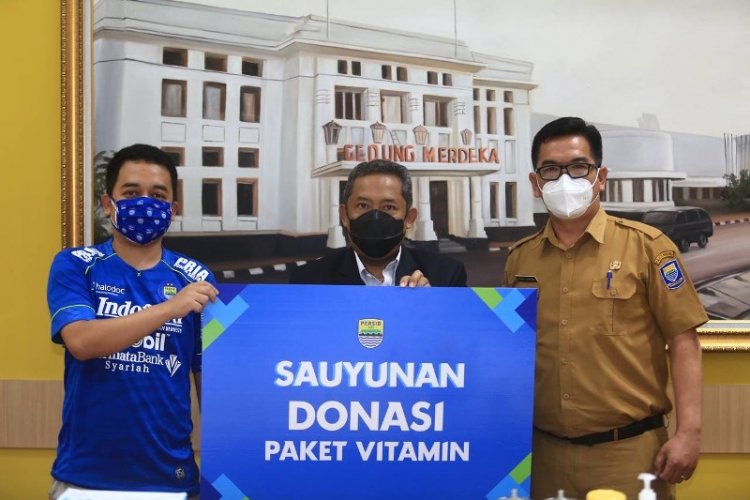 Persib Bandung Sumbang 5.000 Paket Vitamin